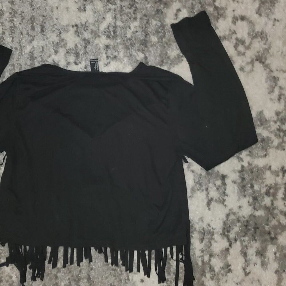 F21 Black Fringed Croptop || EUC